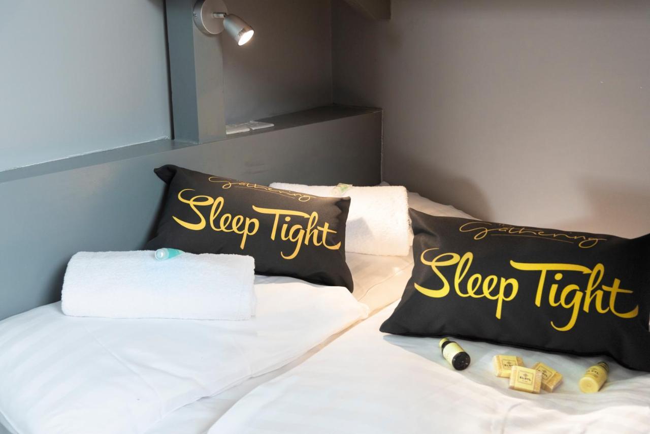 Wrexham Central Stay Apartment Seven Buitenkant foto